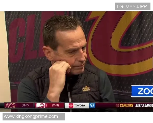 亨特膝盖受伤缺席下半场阿特金森称不必冒险继续比赛